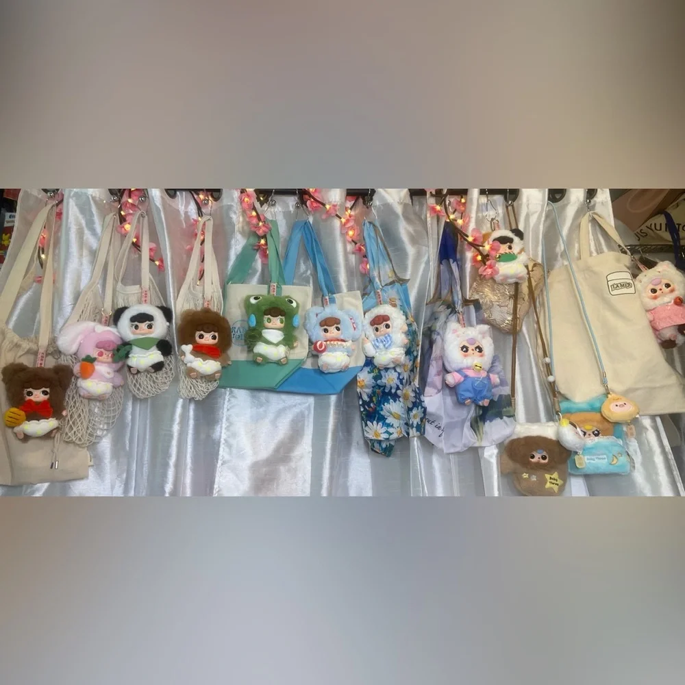 Mystery Plush Bag Charm with BONUS TOTE & Additional Bag charm! - Picture 1 of 11